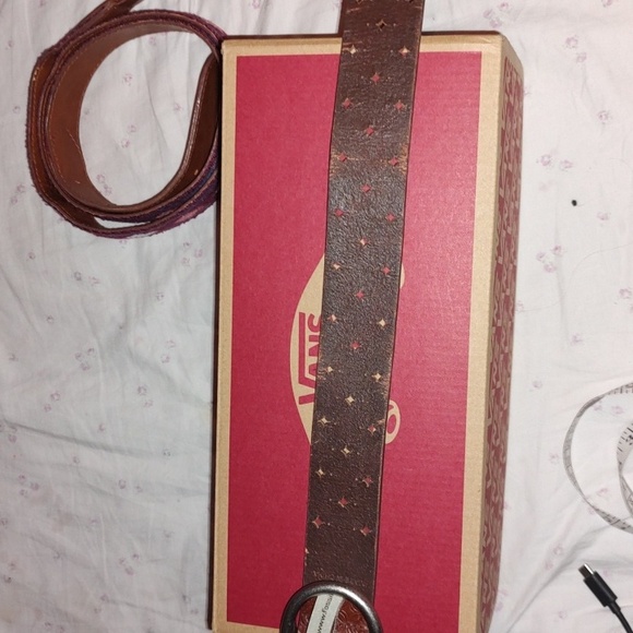 Fossil Brown Leather Belt 43 Inches - Picture 6 of 7